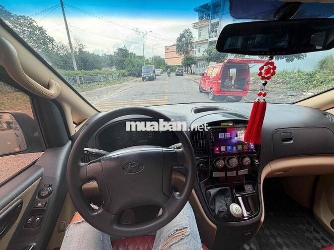 Hyundai Starex 2009 2.5D MT - 150000 km