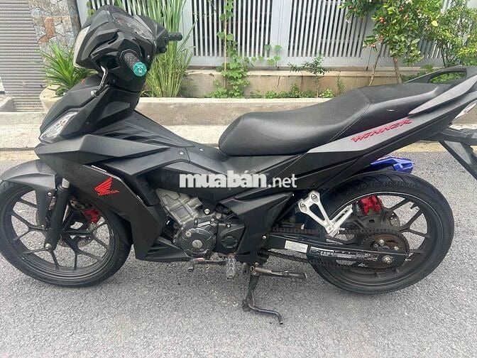 honda winner 2018 Bảng đặc biệt đen nhám