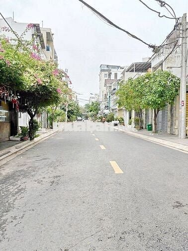 Thơm đất hẻm xe hơi đường số 49 ,110m2 quận 7