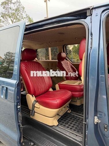 Hyundai Starex 2009 2.5D MT - 150000 km