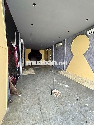 Mặt Bằng trệt lầu đường Bờ Hồ Huỳnh Cương chỉ 18 triệu