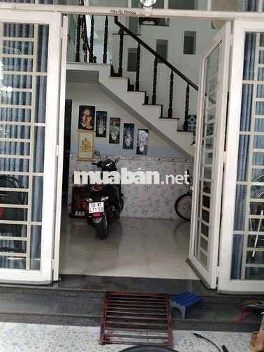 Nhà 37,4  xây 1 trệt, 1 lửng ,1 lầu đã có sổ hoàn công hẻm xe tải lớn