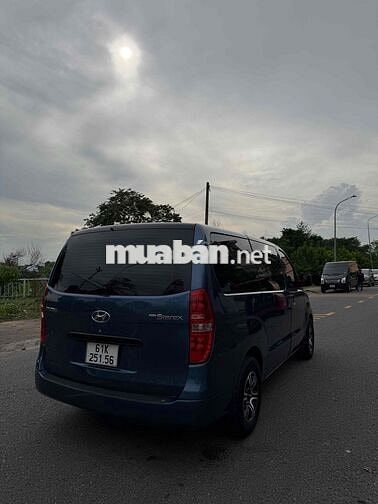 Hyundai Starex 2009 2.5D MT - 150000 km