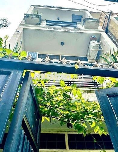 Nhà nguyên Căn, HXH, 32m2 1t2l 2pn, 3wc Ngô Quyền, q10.