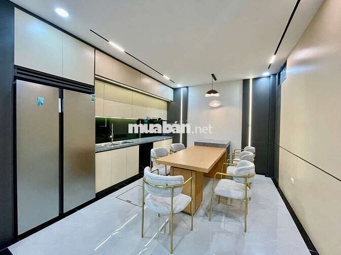 Bán nhà Liên Mạc, 33m², thang máy, ôtô đỗ cổng, xây mới, 6.2 tỷ