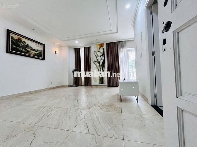 🏡 Biệt Thự Cho Thuê HXH Nguyễn Minh Hoàng_10x20m,Trệt 3 Lầu, Gara Ô Tô