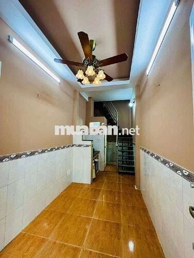 Nhà âu cơ P10 Tân Bình 18m2= 2,6tỷ TL