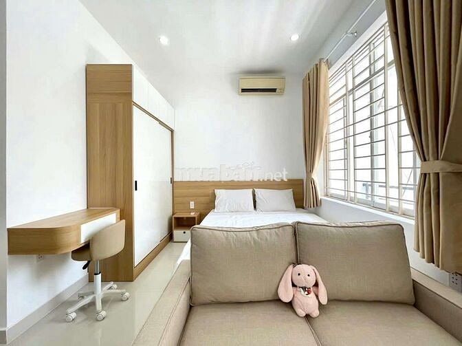 CHO THUÊ CĂN HỘ BAN CÔNG CỬA SỔ LỚN GẦN PHAN XÍCH LONG GIÁP Q1 Q3