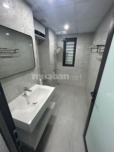 🏢 Nhà em cho thuê nhà làm văn phòng mặt phố Hà Cầu