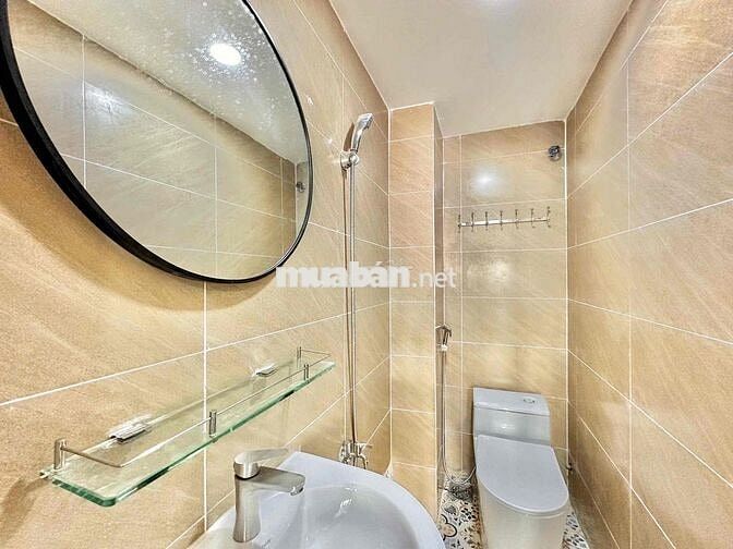 NHÀ MỚI TRỐNG 1PN ĐẦY ĐỦ NỘI THẤT CÓ BANCOL NGAY TRUNG TÂM PHÚ NHUẬN