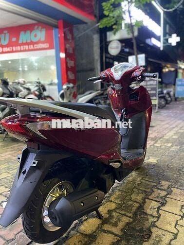 Xe máy Honda Lead 125 Smartkey màu đỏ 2020