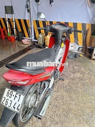 Xe máy Honda Wave A 100cc màu đỏ 2015