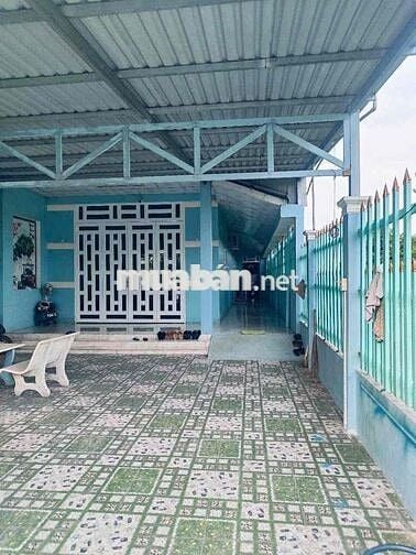 Bán nhà mặt tiền ql54 diện tích rộng vị trí thuận tiện kinh doanh