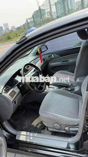 Mitsubishi Lancer 2004 Gala 1.6 CVT - 9800 km