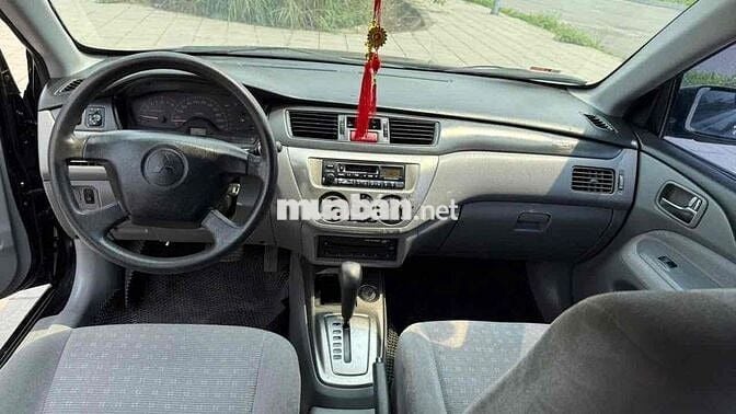 Mitsubishi Lancer 2004 Gala 1.6 CVT - 9800 km