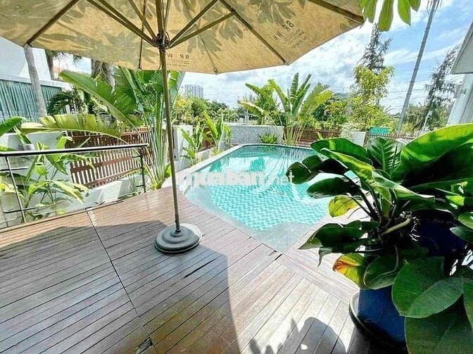 CHO THUÊ VILLA ĐẸP MẶT TIỀN NAM THÔNG FULL NT, 80 TRIỆU