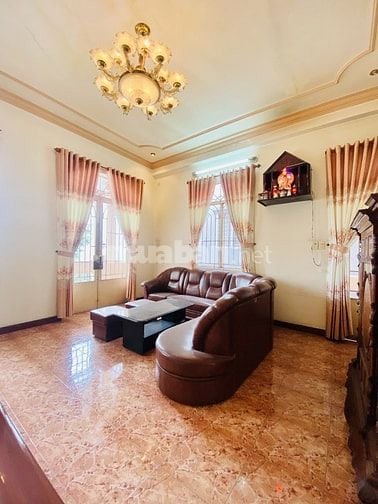 Chỉ nhỉnh 100tr/m2  Hẻm 8m 180m2( 6.6 x 28m ) Trương Công Định p14 TB 