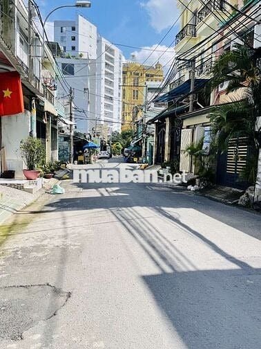 NHÀ BÁN Q8 - 68M2- 3PN- HẺM RỘNG THOÁNG- KIÊN CỐ- SHR- GIÁ CHỈ 4 TỶ XX