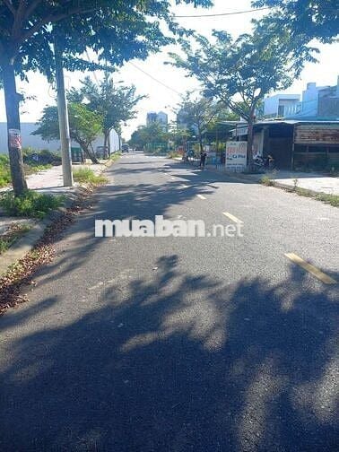 Siêu phẩm bán đất tặng nhà cấp 4 đang cho thuê một năm 30 tr