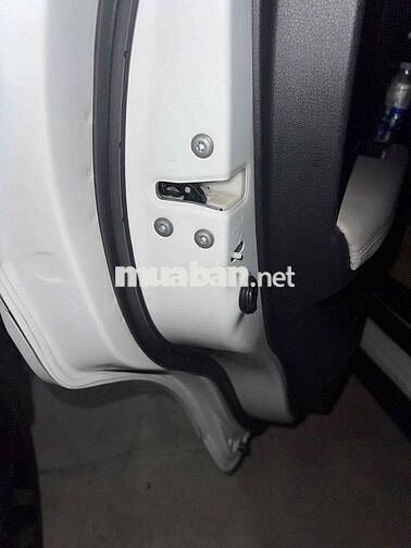 mình cần bán veloz bản tiêu chuẩn .ODO 13 vạn