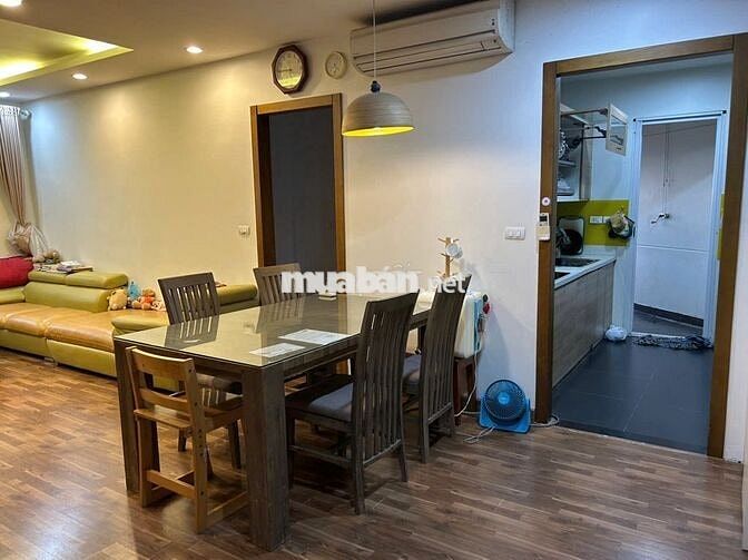 Nhà đẹp giá tốt ở Golden Palace - Mễ Trì 120m2 3PN full đồ chỉ 19tr/th