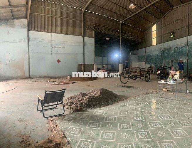 nhà xưởng cho thuê 350m gct 20tr/th cho ký hợp đồng dài hạn đường xe t