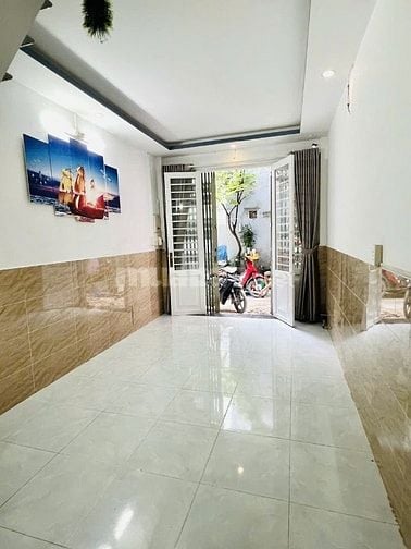 + Ni Sư Huỳnh Liên 30 M2 2 Tầng 3 X 10  Giá 3.45 tỷ TL Phường 10 Tân B