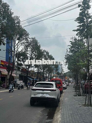 cần bán căn nhà mặt tiền kinh doanh ngay thích quảng đức