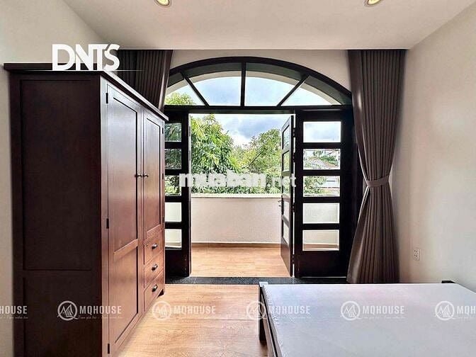 Chính chủ cho thuê Căn hộ 1Pn 50m2 Ban công lớn