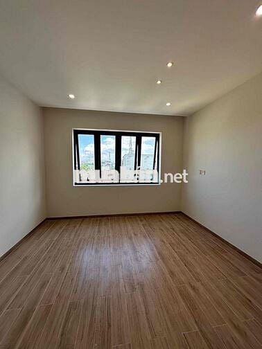 chính chủ cho thuê nhà mặt tiền Q6