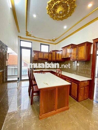 Cho Thuê Nhà Trệt 2 Lầu Gốc 2 Mặt Tiền Nam Long