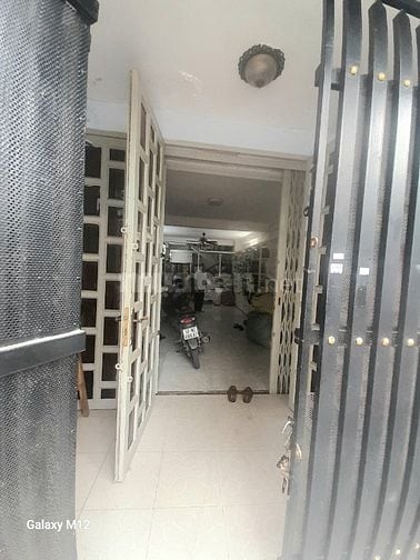 Cho thuê nguyên căn hẻm ô tô hẻm Hòa Bình, Tân Phú. DTSD 216m2