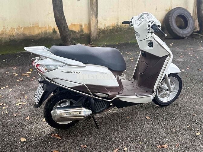 BÁN LEAD 2015 xe zin CÔNG CHỨNG