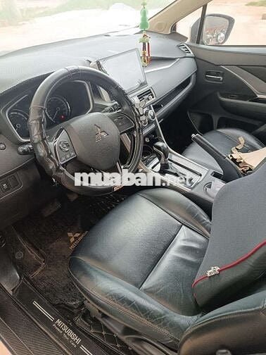 Mitsubishi Xpander 7 chỗ số tự động màu đen