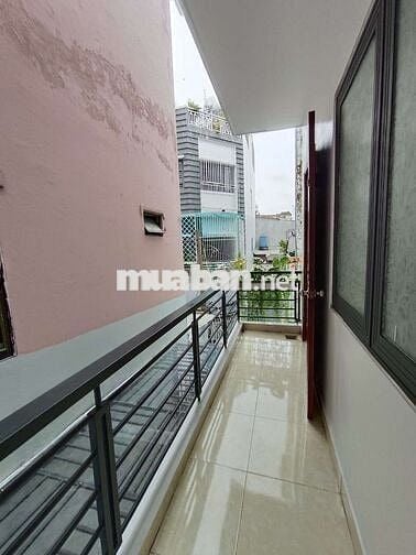 Hiếm, nhà 65m2, đúc 3 tấm, 4 phòng ngủ tặng nội thất chỉ hơn 5 đồng