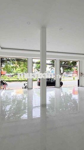 Nhà mặt tiền 550m², đường Trường Chinh, P.Đông Hưng Thuận