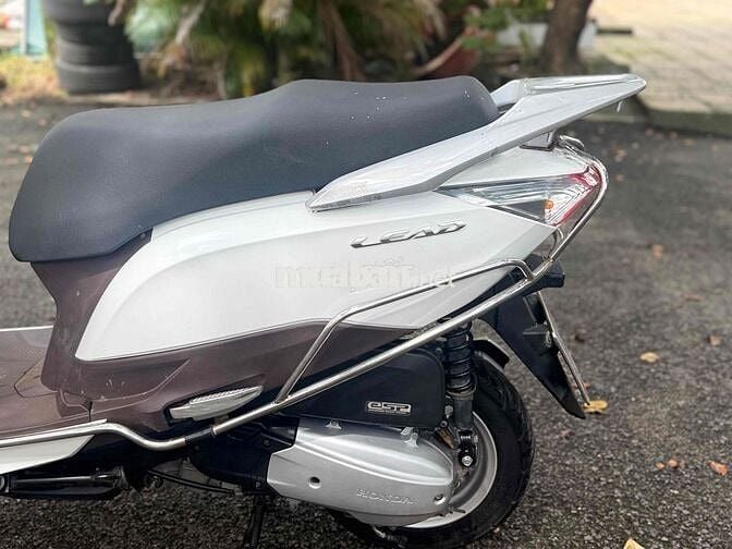 BÁN LEAD 2015 xe zin CÔNG CHỨNG