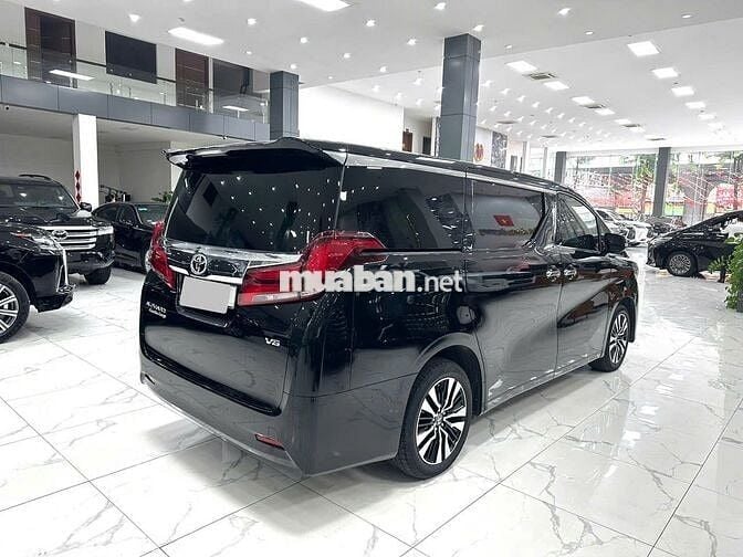 Toyota Alphard Executive Lounge Sản Xuất 2022