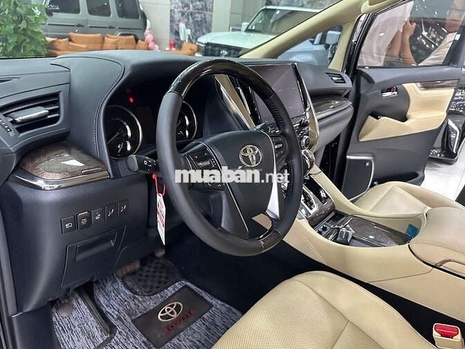 Toyota Alphard Executive Lounge Sản Xuất 2022