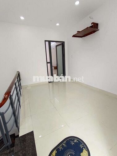 Hiếm, nhà 65m2, đúc 3 tấm, 4 phòng ngủ tặng nội thất chỉ hơn 5 đồng