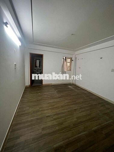 cần cho thuê nhà hxt 135/27 nguyễn hữu cảnh p22 quận bình thạnh