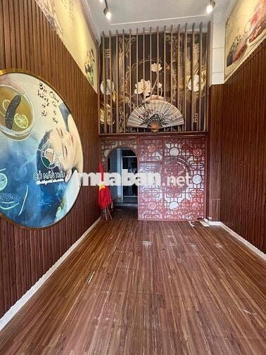 cần cho thuê nhà hxt 135/27 nguyễn hữu cảnh p22 quận bình thạnh