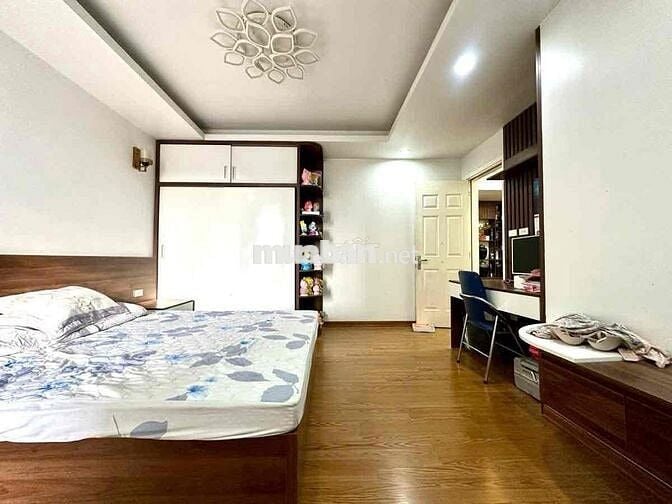 🌟 Bán căn hộ cao cấp 151 Nguyễn Đức Cảnh – 130m² ,full nội thất gỗ sin