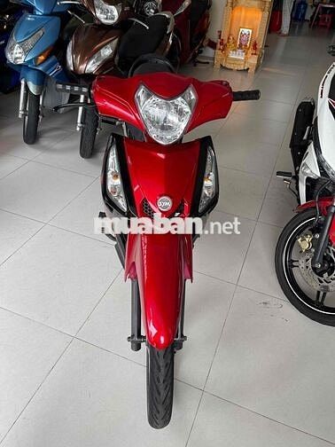 elegant 50cc . máy zin im . áo đẹp ko trầy