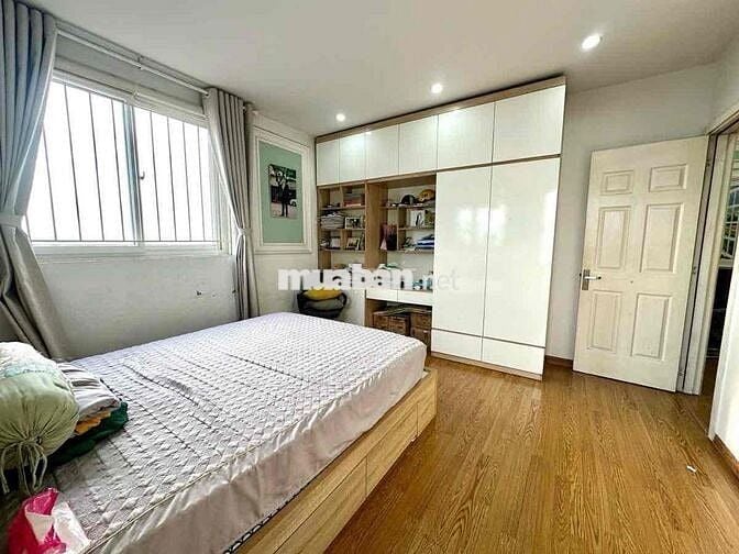 🌟 Bán căn hộ cao cấp 151 Nguyễn Đức Cảnh – 130m² ,full nội thất gỗ sin