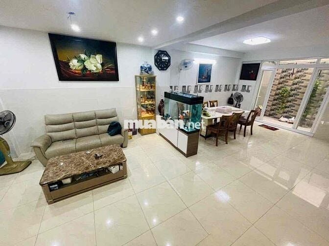 Cho thuê nhà Tân Quy Đông 6x18 2 Lầu hẻm xe hơi