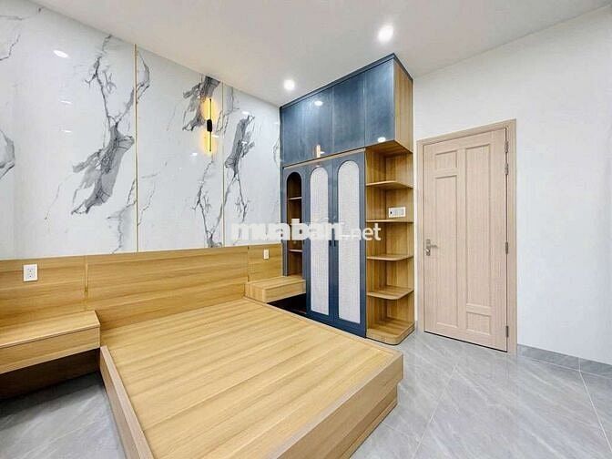 Nhà Xây Mới 3 Tầng 3 PN 48M2, Gần VinCom Quang Trung