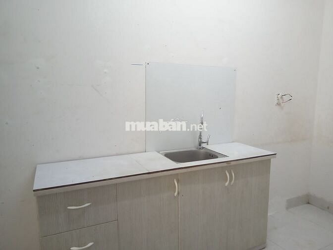 Cho thuê rồi mới mặt tiền đường gần chợ Xóm Củi