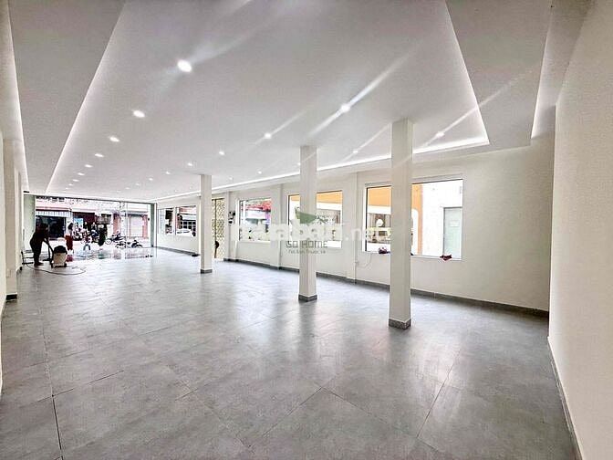 CHO THUÊ NHÀ KINH DOANH 2 MẶT TIỀN MẶT TIỀN ĐƯỜNG CHÍNH TRUNG TÂM SIÊU