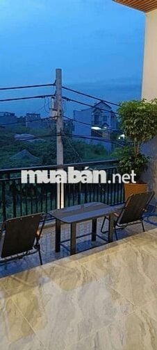 Cần Bán Nhà Đẹp.Tặng Full Nội Thất